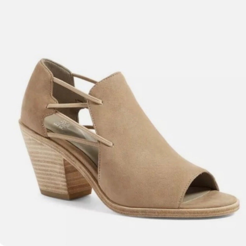 Eileen Fisher Nubuck Leather Nikki Peep Toe
Boot/ Heel, color Earth, sz 10
